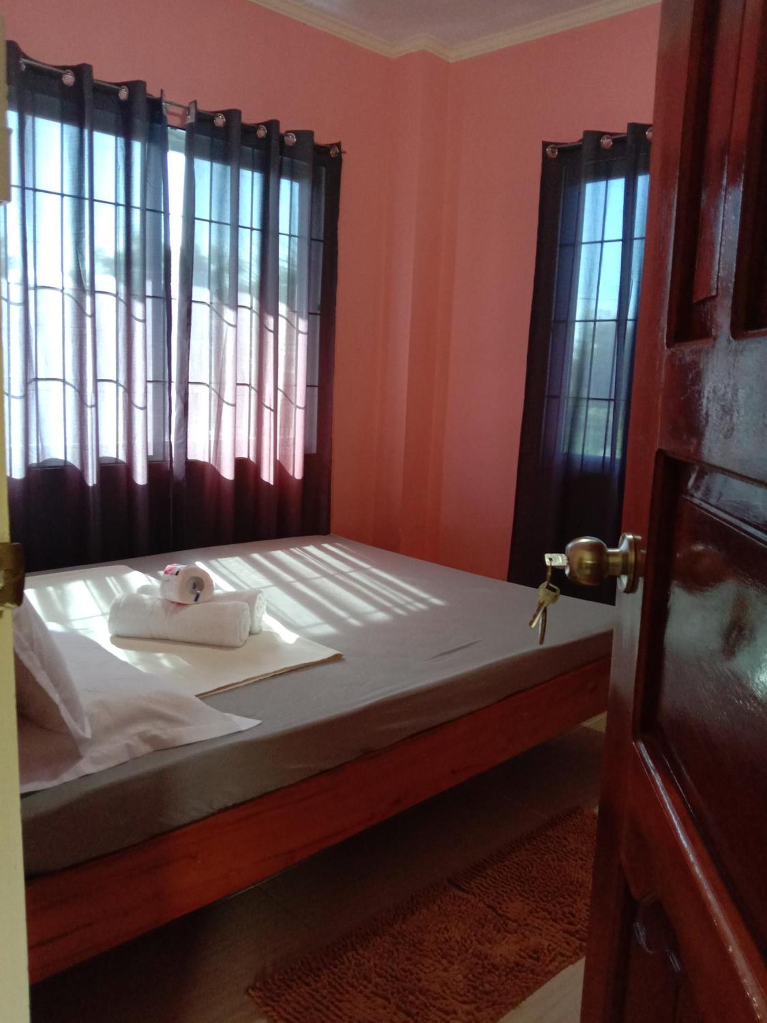 Friz Love Room Rental San Juan  Exterior photo